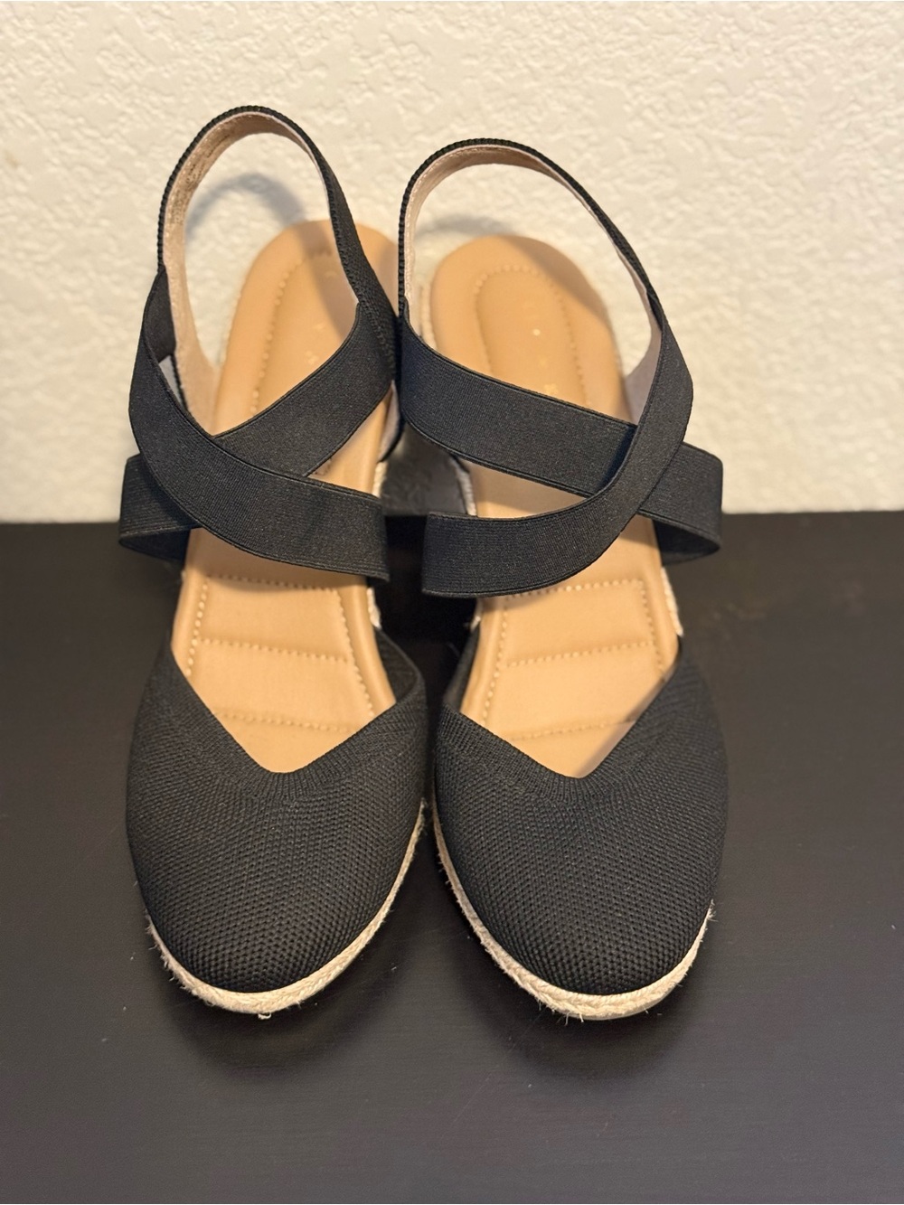 Kelly & Katie Black Espadrille Wedge Sandals Crisscross Stretch Straps 9.5